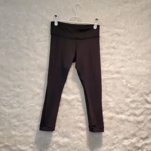 Black Lululemon Journeys